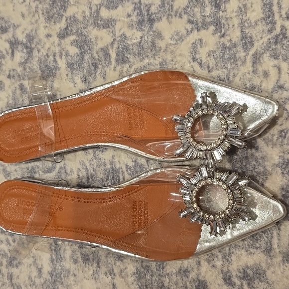 Slides - Picture 5 of 5